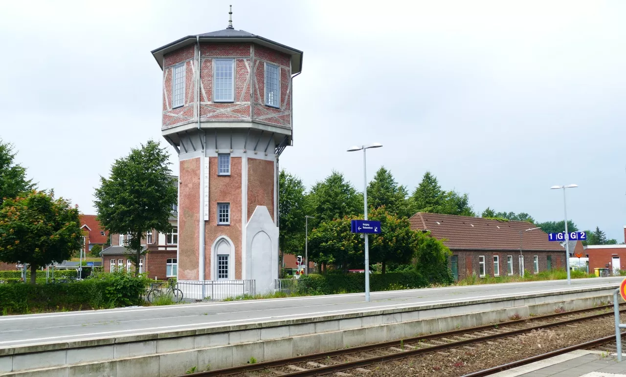 Niebuell Immobilien am Bahnhof