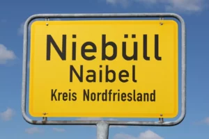 Ortsschild Niebuell Immobilien