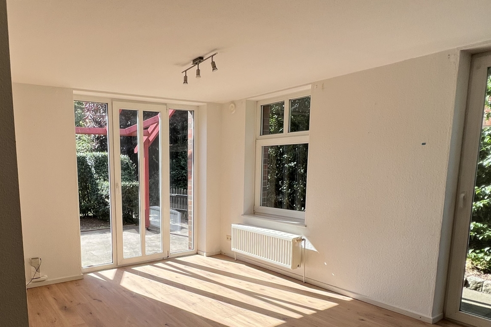 Wohnzimmer mit Terrassenzugang