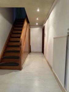 Flur mit Treppenaufgang